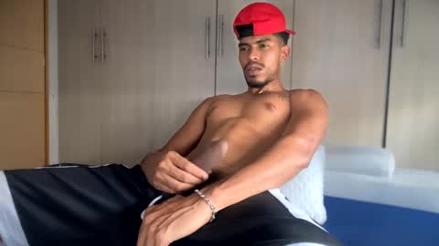 Snapshot of manuel__brown chatting on February 2025 10:32:01 PM Manuel online show from February 2025 10:32:01 PM