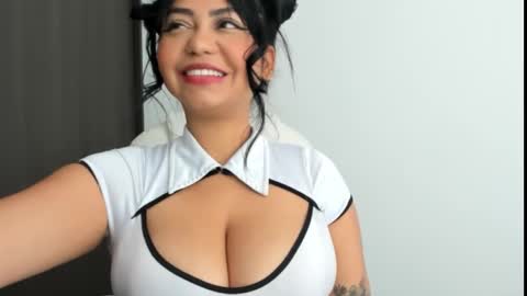 Snapshot of manuela_anderson chatting on February 2025 07:17:02 PM MANUELA online show from February 2025 07:17:02 PM