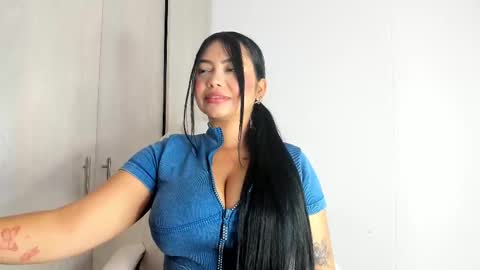 Snapshot of manuela_anderson chatting on September 2025 03:13:02 PM MANUELA online show from September 2025 03:13:02 PM