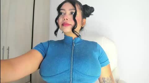 MANUELA online show from May 2026 01:31:01 PM