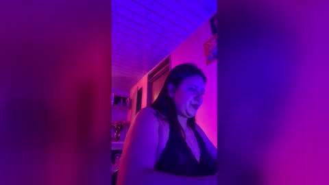 Manuela Love20 online show from May 2026 08:58:02 PM