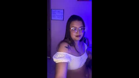 Manuela Love20 online show from May 2026 09:46:01 PM