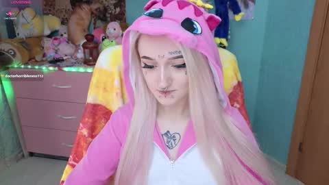 Snapshot of manuela_unicorn chatting on November 2025 03:39:02 AM Manuela online show from November 2025 03:39:02 AM