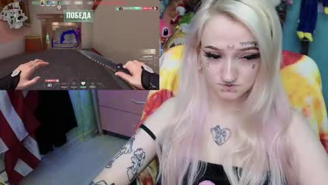 Snapshot of manuela_unicorn chatting on November 2025 04:04:01 AM Manuela online show from November 2025 04:04:01 AM