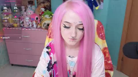 Snapshot of manuela_unicorn chatting on December 2025 08:15:01 PM Manuela online show from December 2025 08:15:01 PM