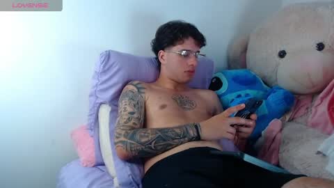 Manuel online show from May 2026 07:02:02 AM