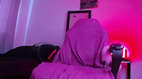 Snapshot of manuevans10 chatting on February 2025 05:16:02 PM manuevans10 online show from February 2025 05:16:02 PM