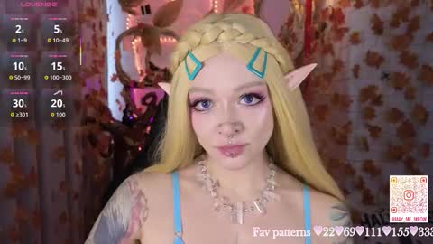 Snapshot of mao_me_meow chatting on November 2025 08:07:01 AM Sasha online show from November 2025 08:07:01 AM