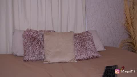 Maquii   online show from December 2024 10:11:01 PM