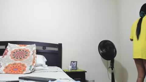 Mara online show from March 2025 12:09:01 PM