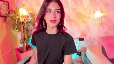 Snapshot of mara_friendboy chatting on October 2025 04:49:01 AM Mara online show from October 2025 04:49:01 AM