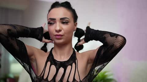  Mara  online show from January 2025 12:42:01 AM