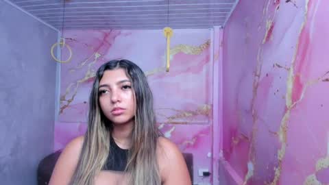 Maraluna online show from May 2026 02:45:01 PM