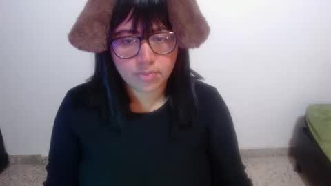 Snapshot of marasilk chatting on September 2025 01:36:01 PM Mara Silk online show from September 2025 01:36:01 PM