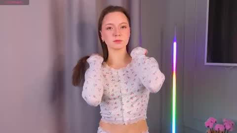 Snapshot of maravilllaa chatting on December 2025 03:07:01 PM Mary online show from December 2025 03:07:01 PM