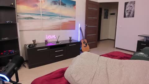 Snapshot of marc105100 chatting on March 2025 03:05:01 PM alex marvelxx online show from March 2025 03:05:01 PM