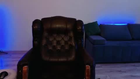 Snapshot of marc105100 chatting on December 2025 07:58:02 AM alex marvelxx online show from December 2025 07:58:02 AM