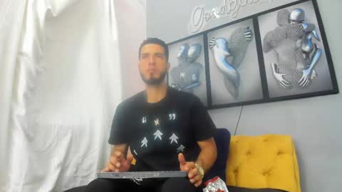 Marc Ruffalo online show from April 2026 07:19:01 PM