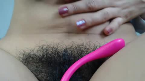 Snapshot of marce0001 chatting on October 2025 04:09:02 AM Marcela online show from October 2025 04:09:02 AM