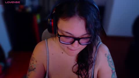 Snapshot of marcela2101s chatting on November 2025 08:40:01 PM marcela2101s online show from November 2025 08:40:01 PM