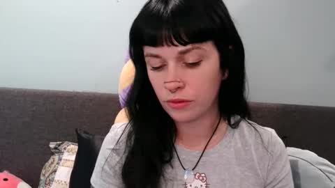 MarcelineAltaria online show from November 2025 04:19:01 PM