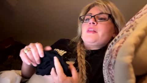 Marci Wallace online show from November 2025 06:44:01 AM