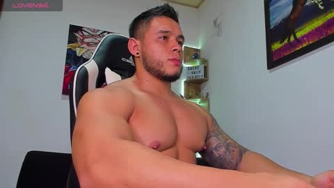 Snapshot of marco_diaz1 chatting on October 2025 11:12:02 PM Marco Diaz online show from October 2025 11:12:02 PM