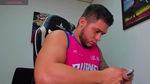 Snapshot of marco_diaz1 chatting on October 2025 01:36:02 AM Marco Diaz online show from October 2025 01:36:02 AM