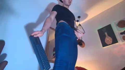 marcus_fire online show from October 2025 12:25:01 AM