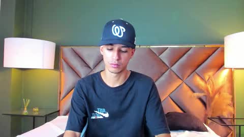 Snapshot of marcus_jeron chatting on September 2025 04:35:01 AM marcus_jeron online show from September 2025 04:35:01 AM