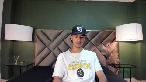 Snapshot of marcus_jeron chatting on September 2025 03:55:02 AM marcus_jeron online show from September 2025 03:55:02 AM