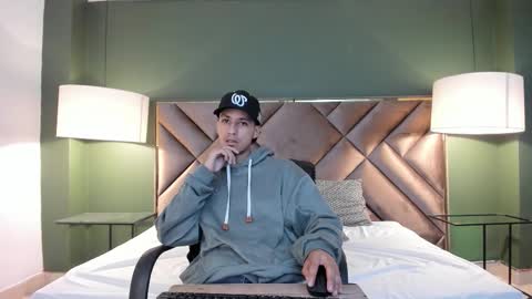 Snapshot of marcus_jeron chatting on October 2025 09:47:02 PM marcus_jeron online show from October 2025 09:47:02 PM