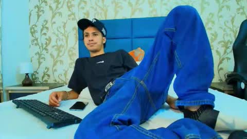 Snapshot of marcus_jeron chatting on October 2025 03:58:02 AM marcus_jeron online show from October 2025 03:58:02 AM