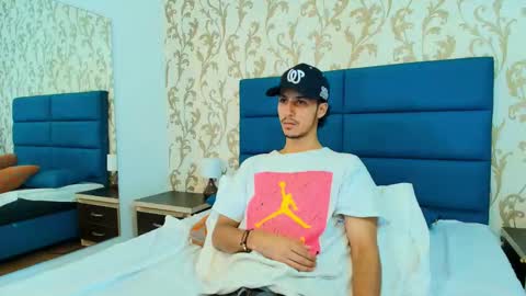 Snapshot of marcus_jeron chatting on November 2025 08:53:01 PM marcus_jeron online show from November 2025 08:53:01 PM