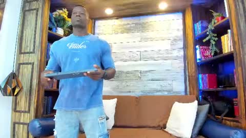 Snapshot of marcusblack_ chatting on July 2026 02:31:01 PM Marcusssss online show from July 2026 02:31:01 PM