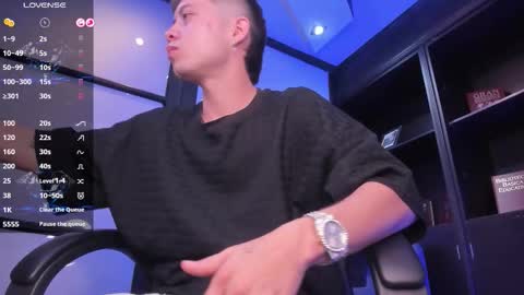 Snapshot of marcuscollins1_ chatting on October 2025 03:23:02 PM Marcus online show from October 2025 03:23:02 PM