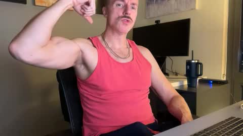 Snapshot of marcusripped1 chatting on December 2025 01:32:02 AM Marcus online show from December 2025 01:32:02 AM