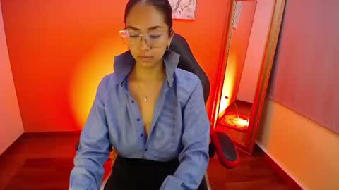 Luna online show from July 2026 06:56:02 PM