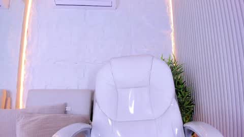 Marelyn online show from May 2026 11:37:02 AM