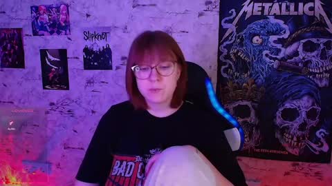 Snapshot of margaret_red chatting on April 2026 12:37:01 PM Margaret online show from April 2026 12:37:01 PM