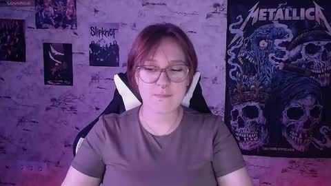 Snapshot of margaret_red chatting on May 2026 06:24:01 PM Margaret online show from May 2026 06:24:01 PM