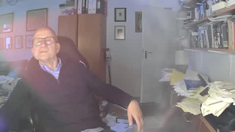 Snapshot of marginalie chatting on February 2025 03:39:01 PM marginalie online show from February 2025 03:39:01 PM