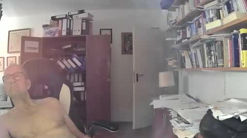 Snapshot of marginalie chatting on September 2025 08:42:02 AM marginalie online show from September 2025 08:42:02 AM