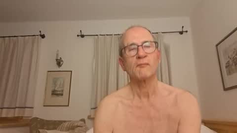 Snapshot of marginalie chatting on November 2025 06:21:01 PM marginalie online show from November 2025 06:21:01 PM