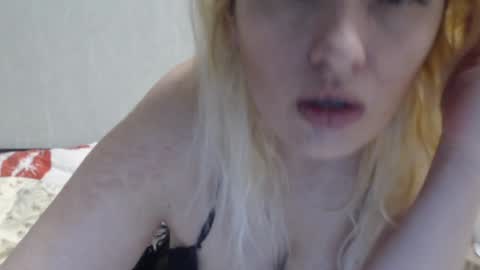 Snapshot of margo_shine chatting on January 2025 05:20:01 PM margo_shine online show from January 2025 05:20:01 PM