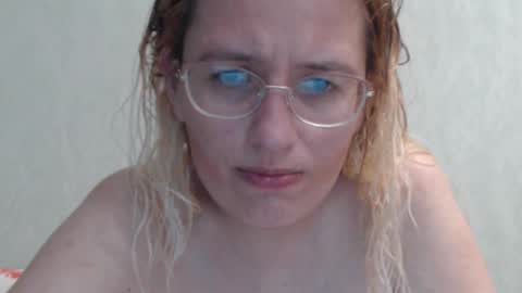 Snapshot of margo_shine chatting on September 2025 12:40:02 PM margo_shine online show from September 2025 12:40:02 PM