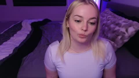 margot_robbie7 online show from May 2026 01:56:02 AM