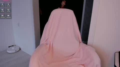 PVT IS OPEN LOVES AND WE DONT HAVE LIMITS online show from April 2026 01:24:01 PM