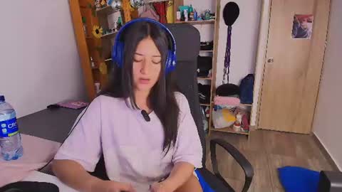Snapshot of mari_mar69 chatting on July 2026 11:19:02 AM mari_mar69 online show from July 2026 11:19:02 AM