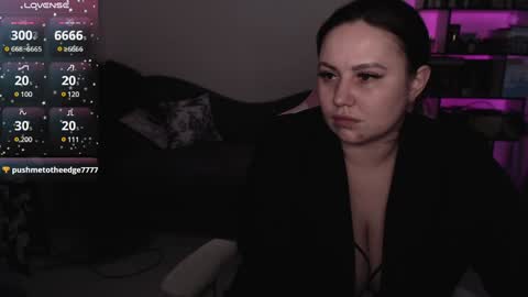 Snapshot of mari_moore7 chatting on January 2025 10:11:01 AM mari moore online show from January 2025 10:11:01 AM